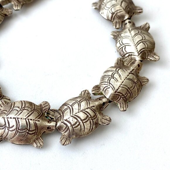 Vintage Silver-Tone Turtle Link Bracelet | Sea Turtle Bracelet - Picture 2 of 3